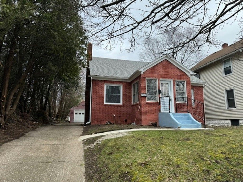 2045 JUNE ST, ERIE, PA 16510, photo 1 of 14